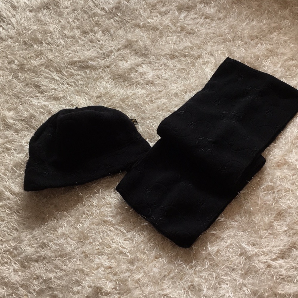 Winter hat/scarf matching set